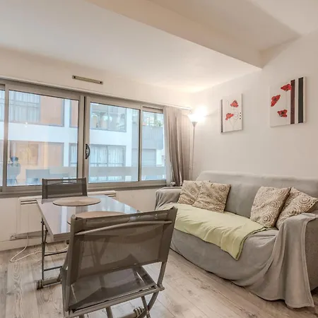 Cocon Hyper Centre Apartment